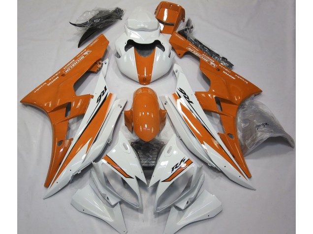 2006-2007 Gloss White and Orange Yamaha R6 Motorcycle Fairing